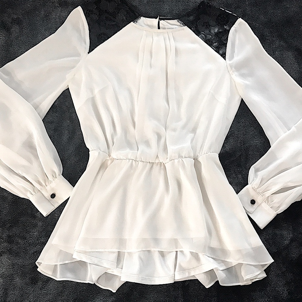 Bisou Bisou chiffon white blouse